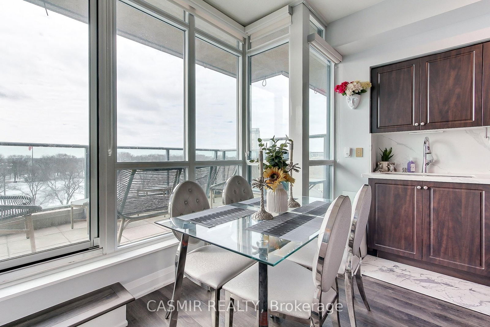 215 FORT YORK Blvd N, unit 707 for sale