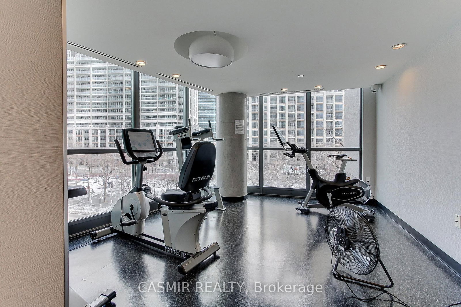 215 FORT YORK Blvd N, unit 707 for sale