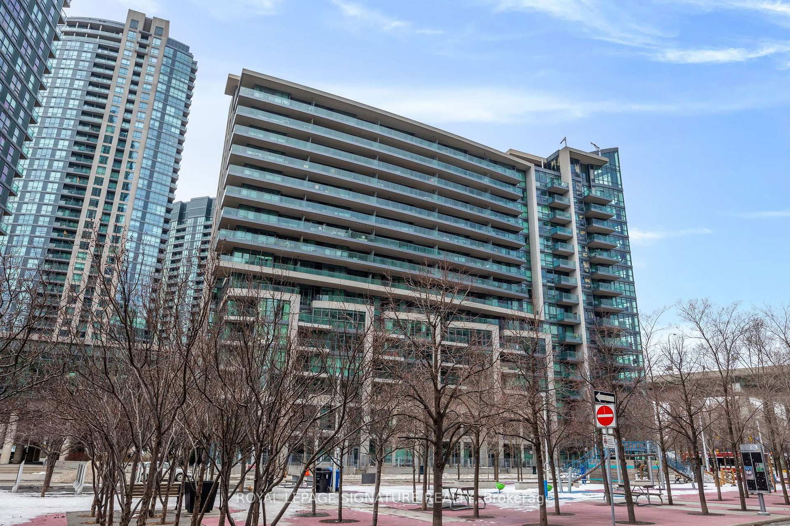 209 Fort York Blvd, unit 1074 for rent