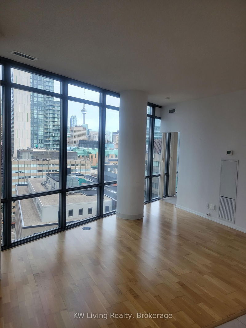 832 Bay St, unit 1408 for rent