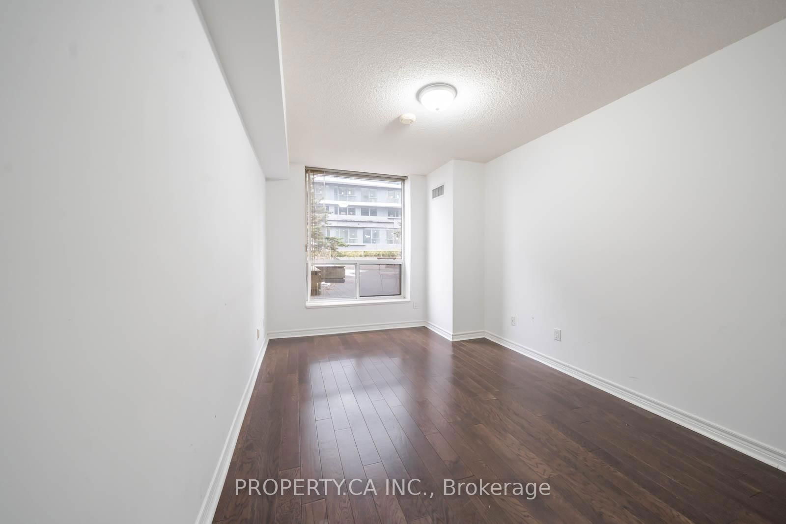 152 St Patrick St, unit 606 for rent