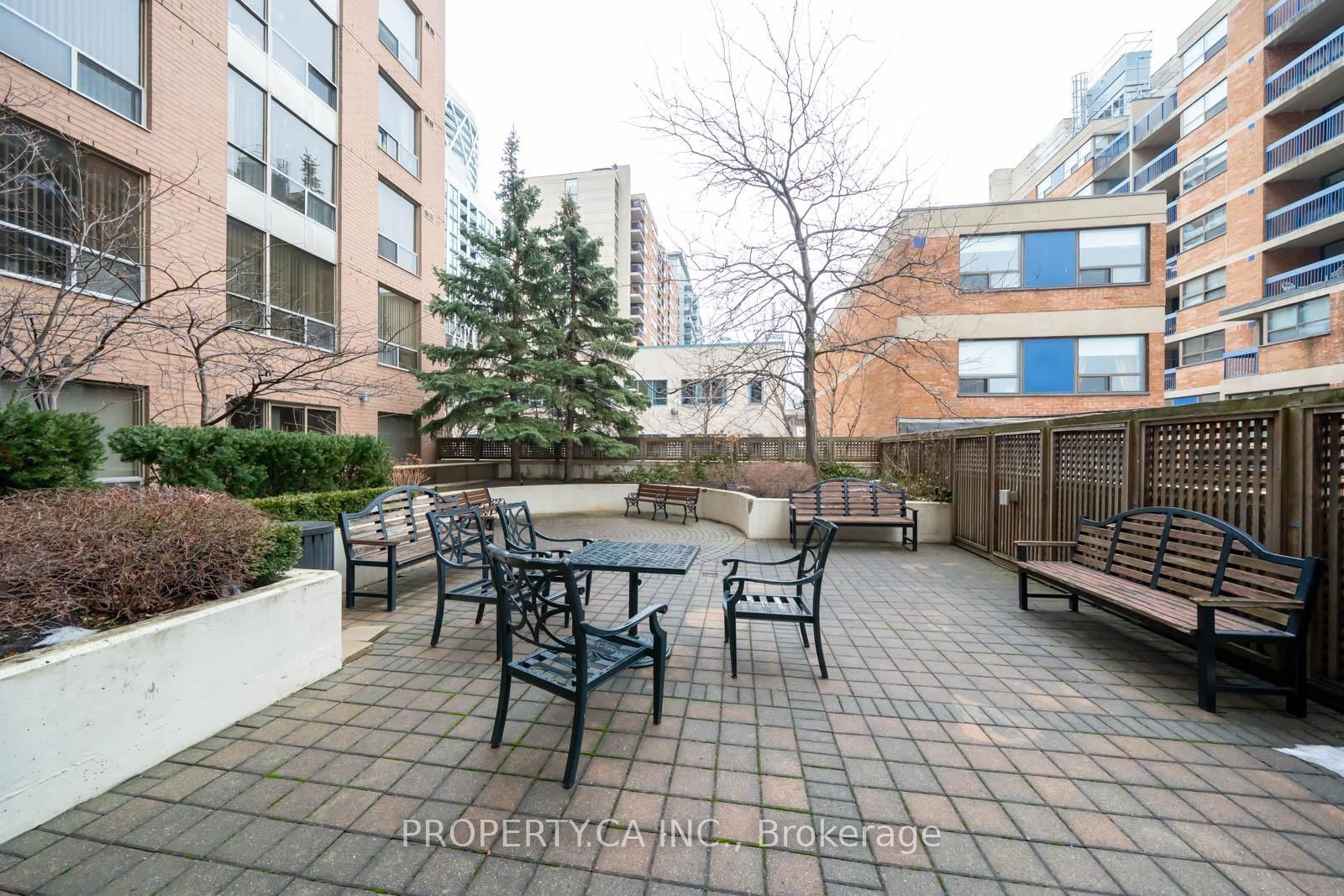 152 St Patrick St, unit 606 for rent