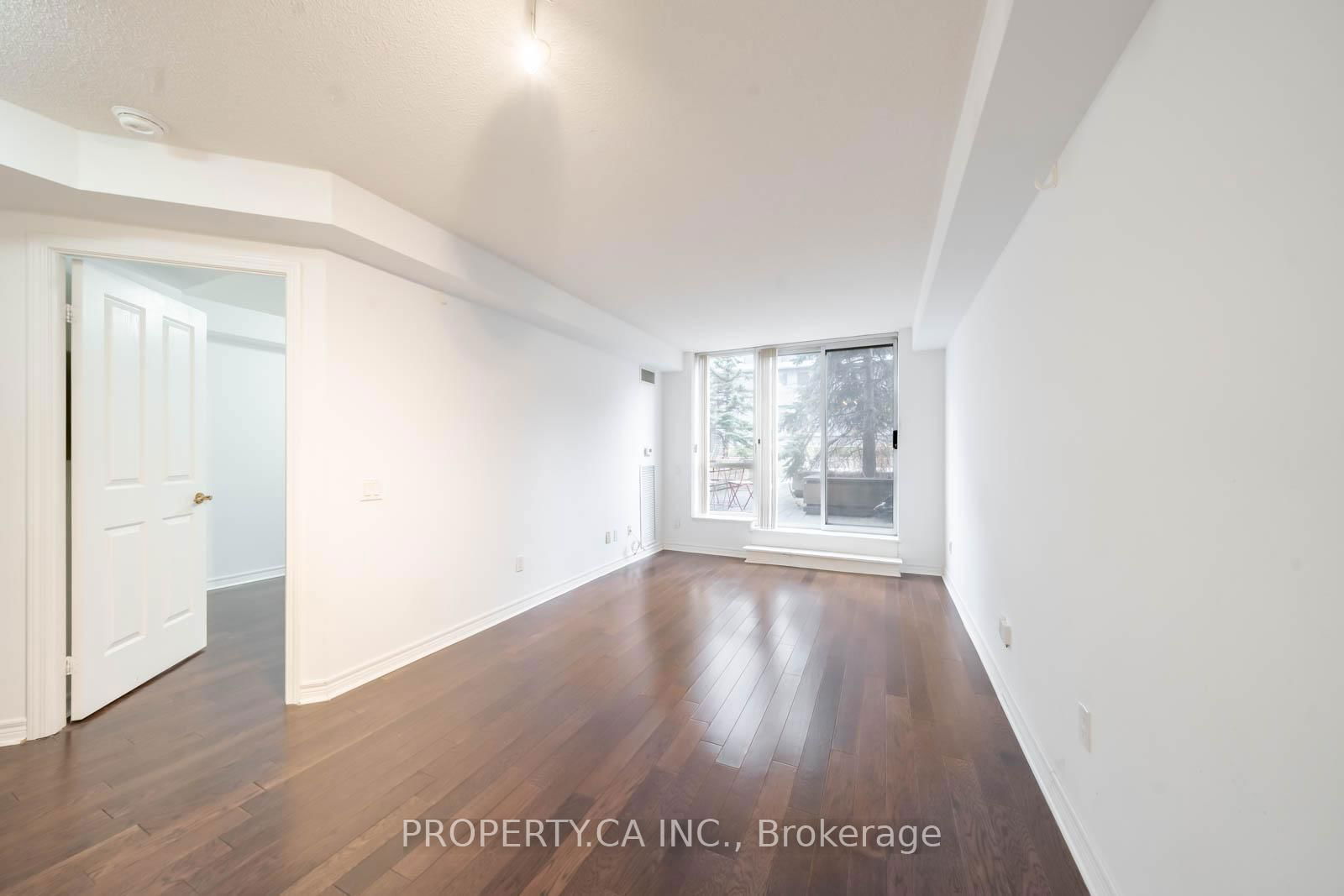 152 St Patrick St, unit 606 for rent