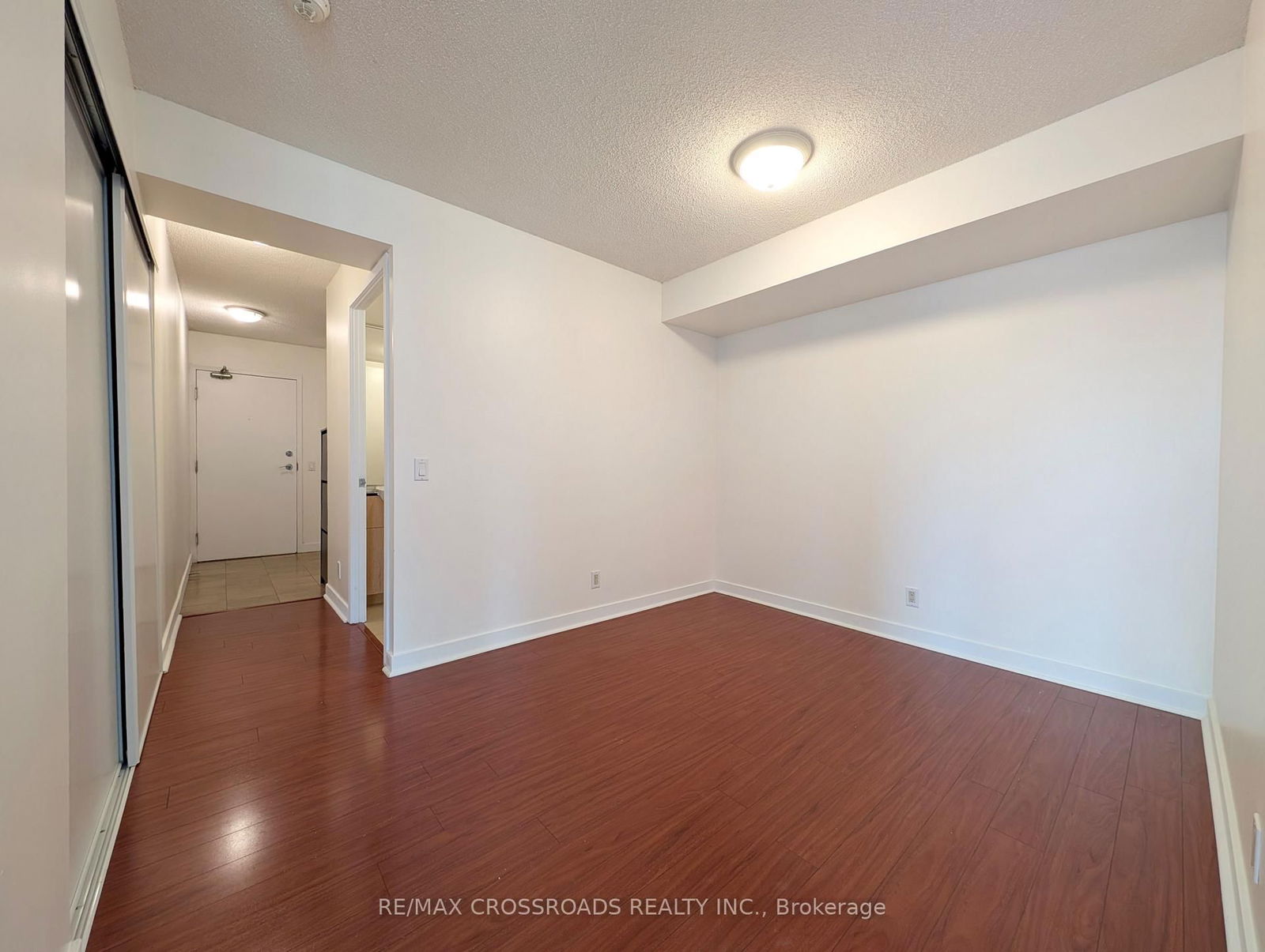 373 Front St W, unit 1809 for rent