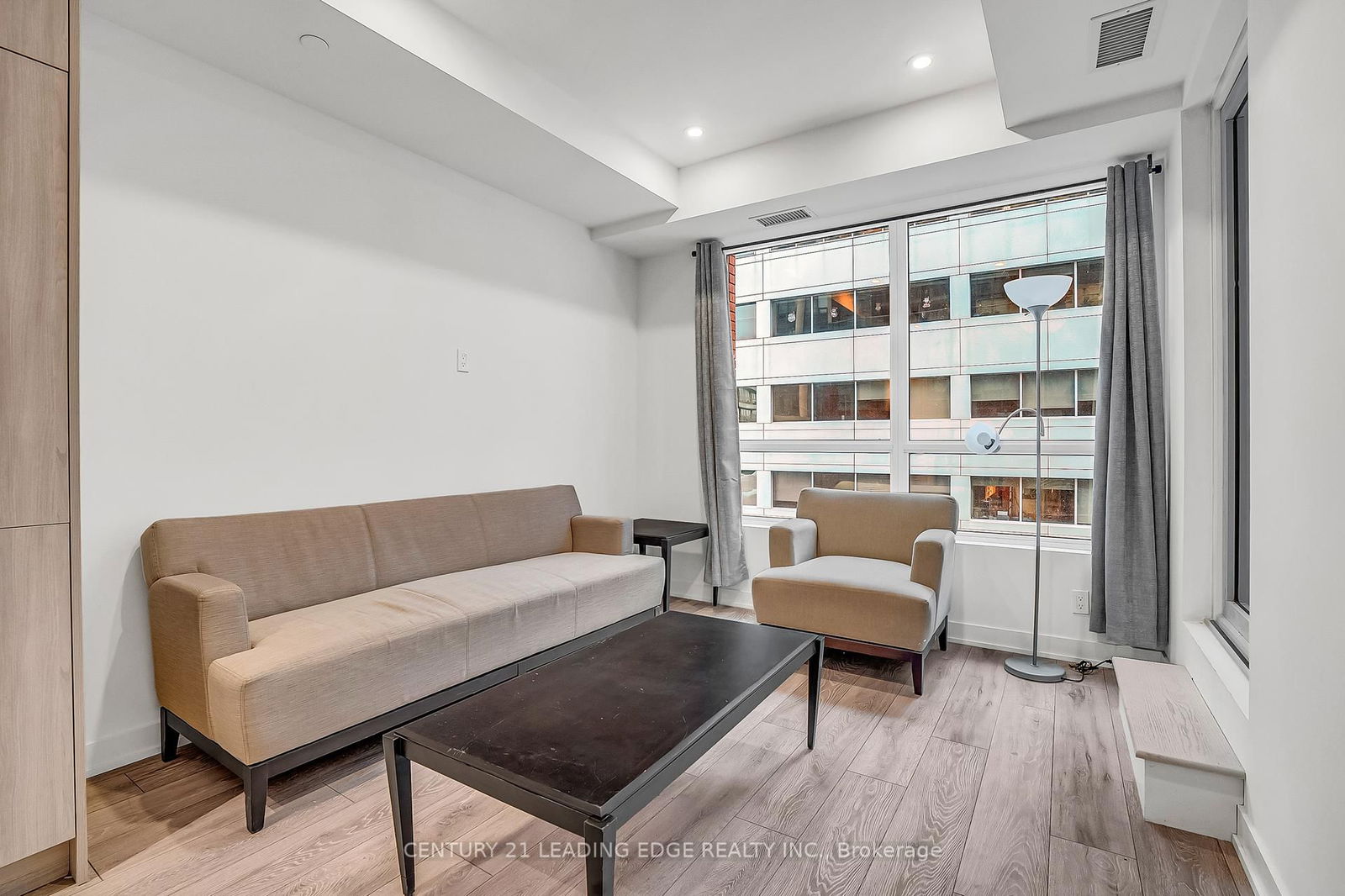 108 Peter St, unit 506 for sale