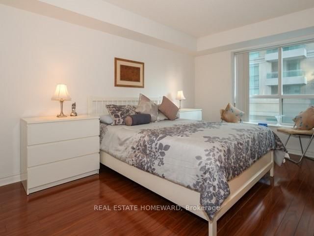 29 Pemberton Ave, unit 203 for rent