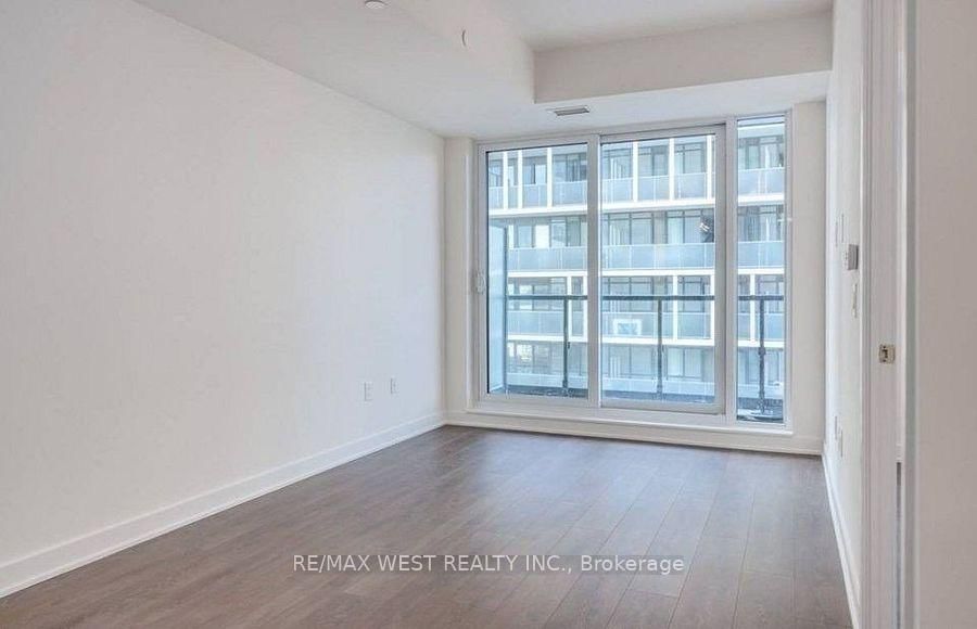 35 Tubman Ave W, unit 1117 for rent