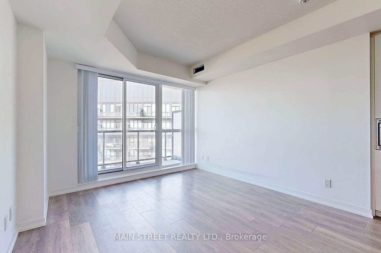 49 East Liberty St, unit 2306 for rent