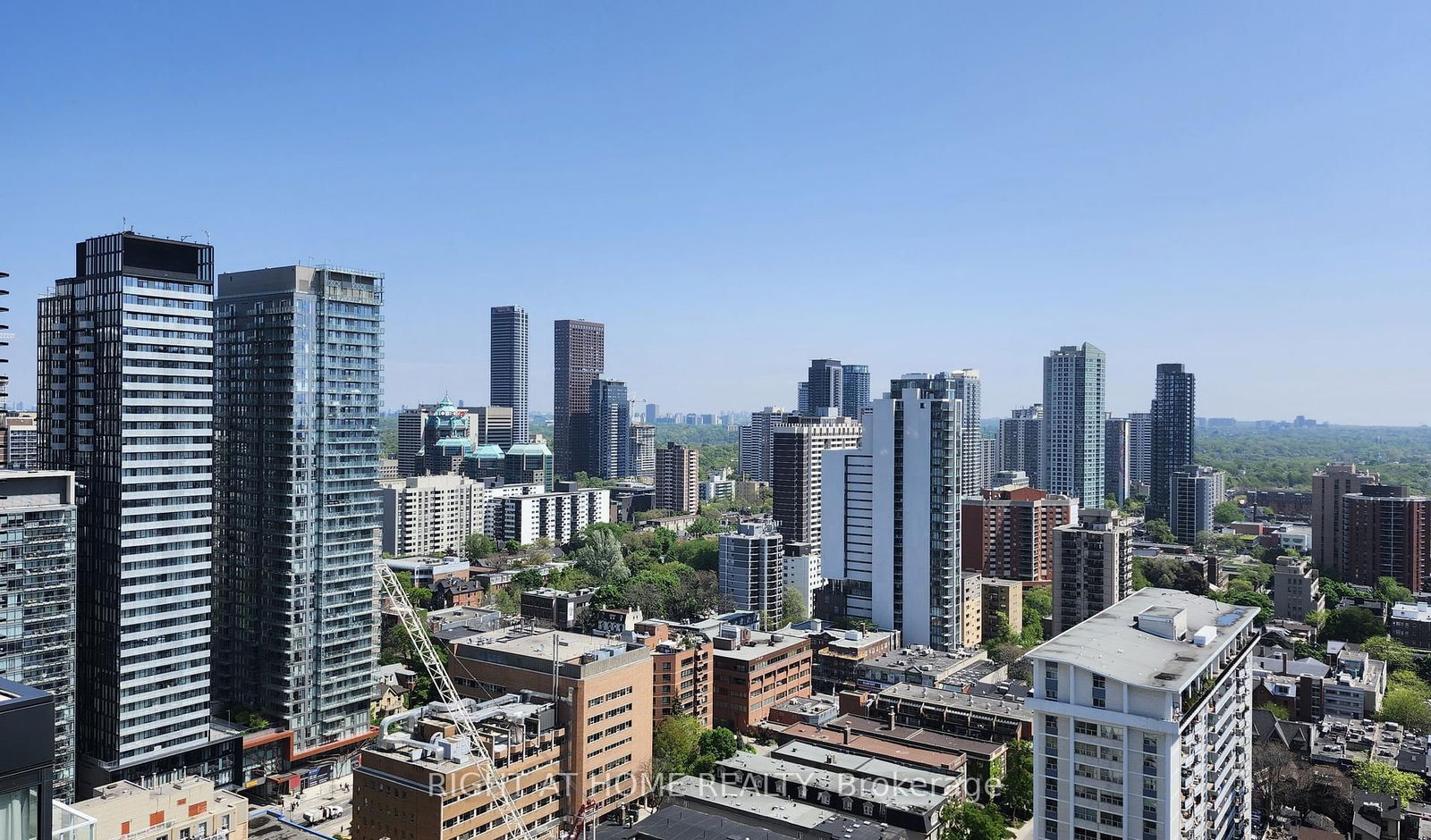 501 Yonge St, unit 2704 for rent