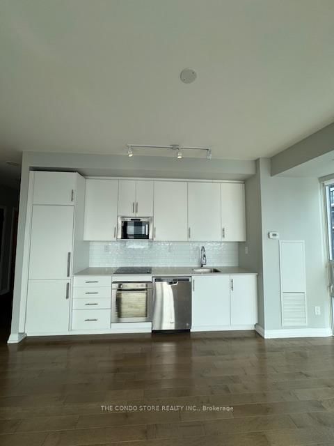 460 Adelaide St E, unit 1911 for sale