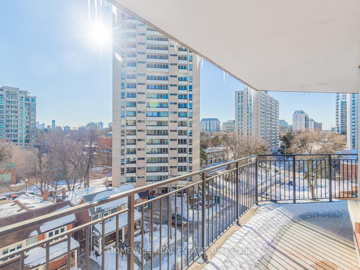 300 Balliol St, unit 712 for rent