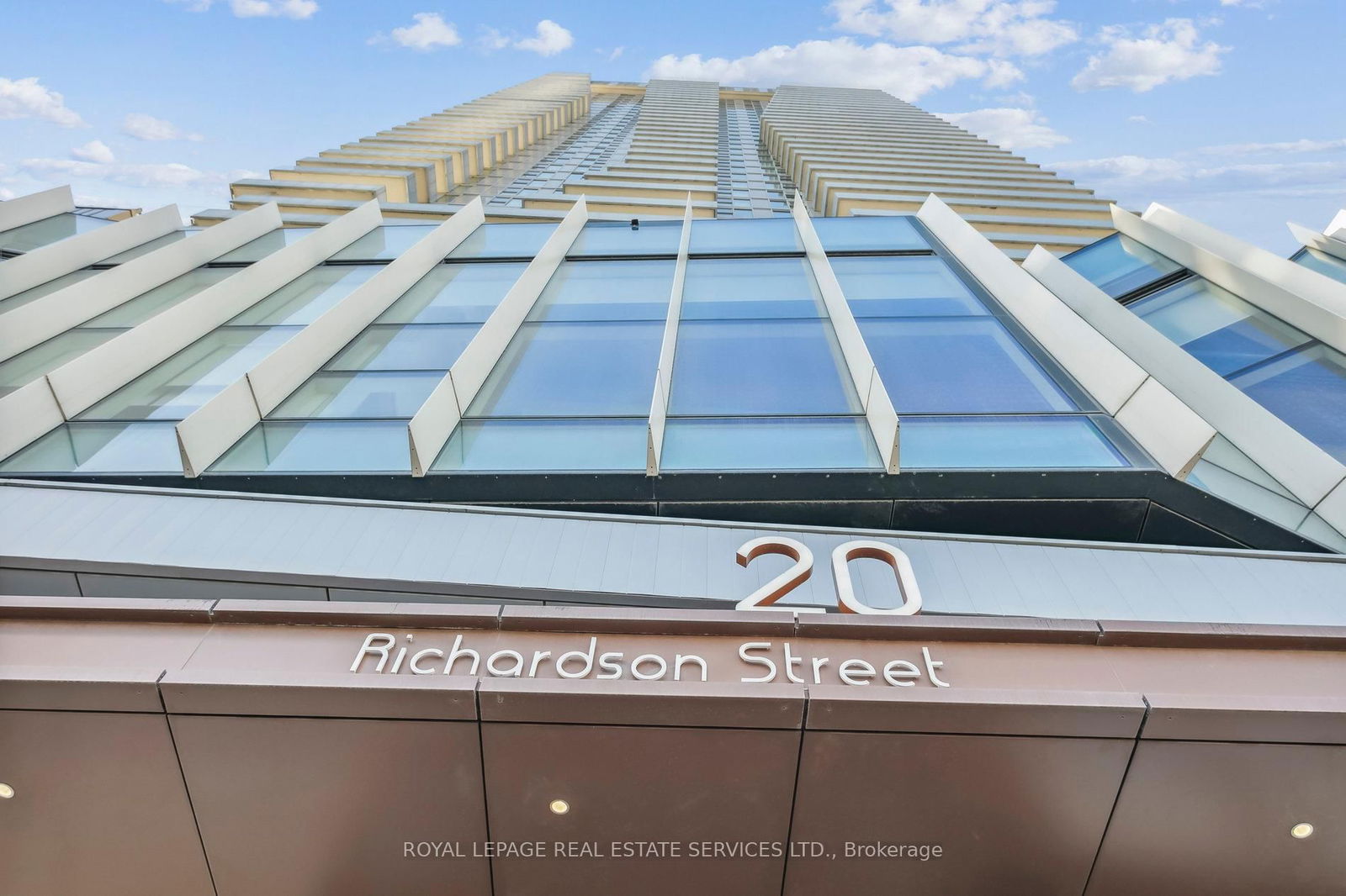 20 Richardson St, unit 513 for rent