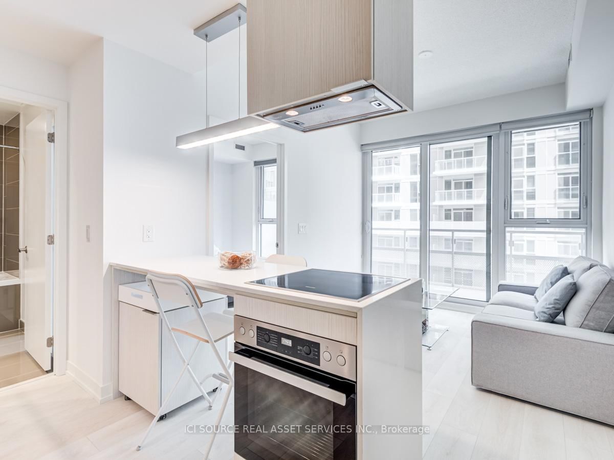 15 Lower Jarvis St, unit 701 for rent