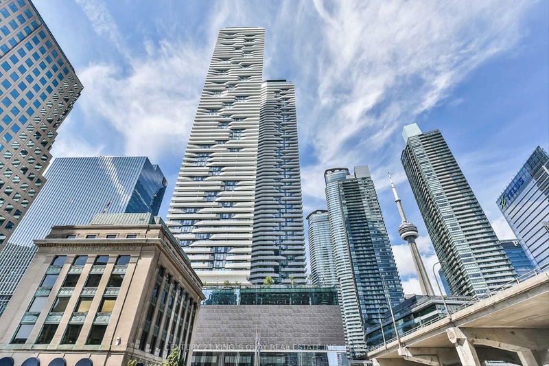 88 Harbour St, unit 4009 for rent