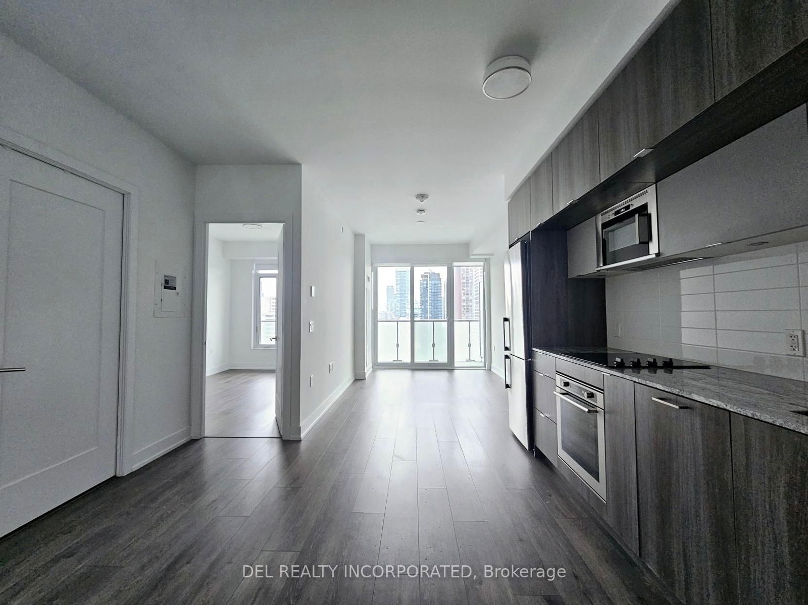 575 Bloor St E, unit 2201 for rent