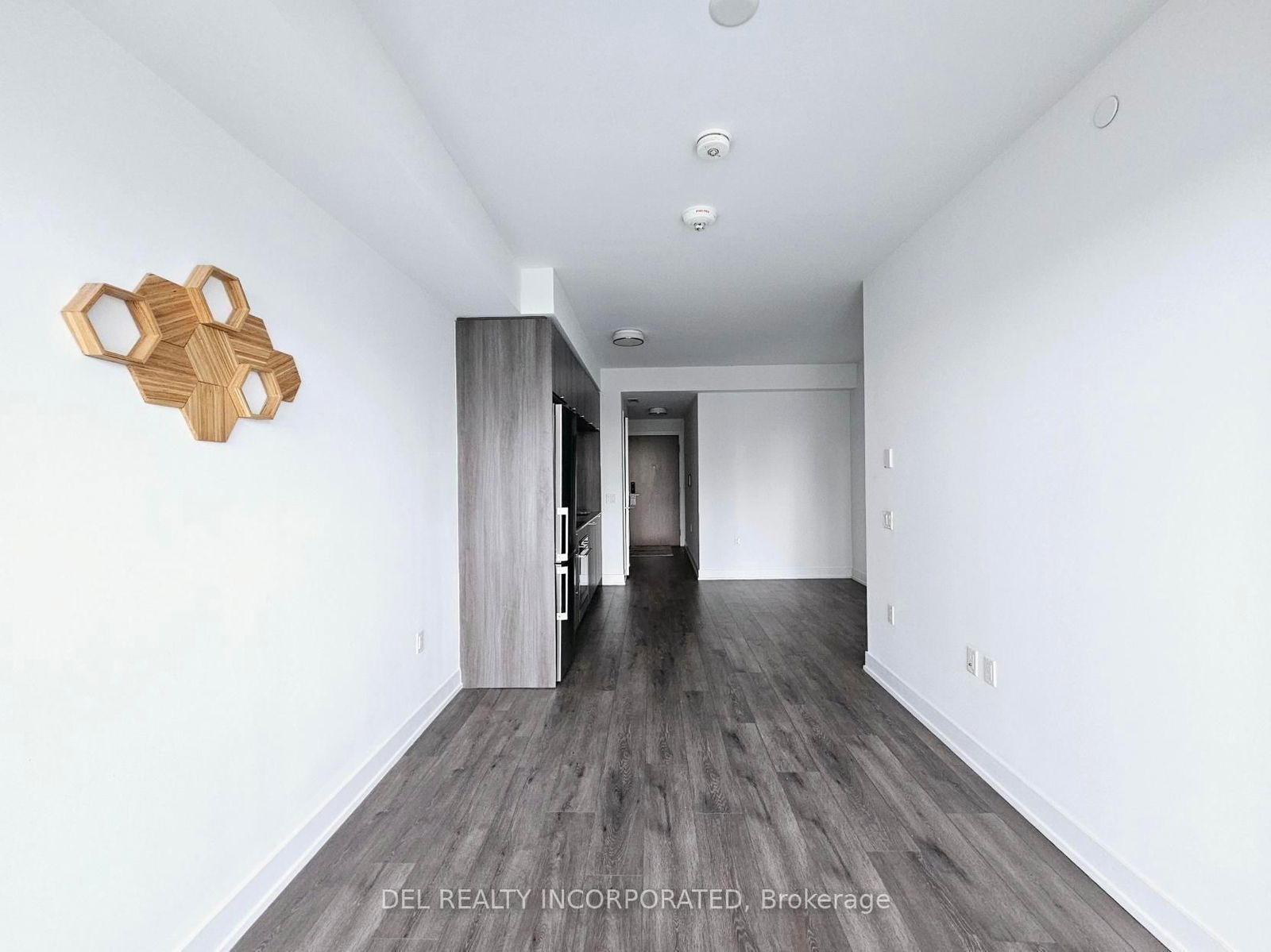 575 Bloor St E, unit 2201 for rent