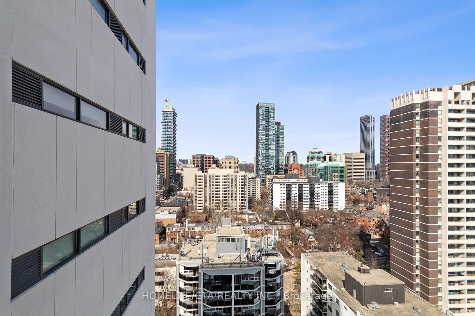 81 Wellesley St E, unit 1808 for rent