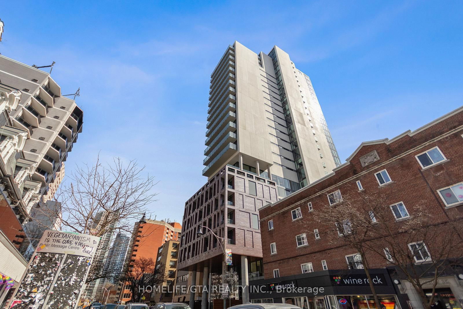 81 Wellesley St E, unit 1808 for rent