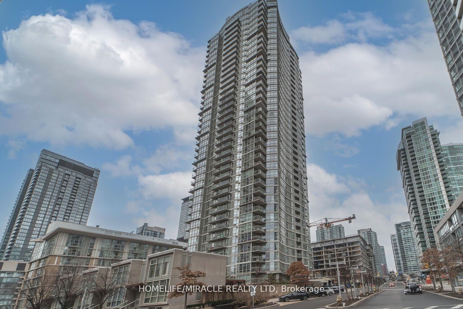 10 Navy Wharf Crt for rent 