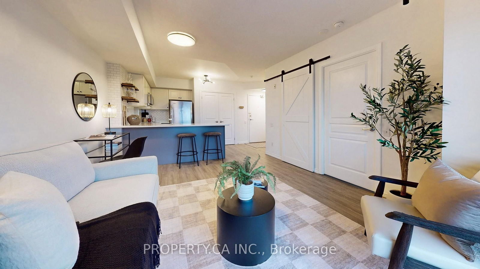 140 Bathurst St, unit Ph02 for sale