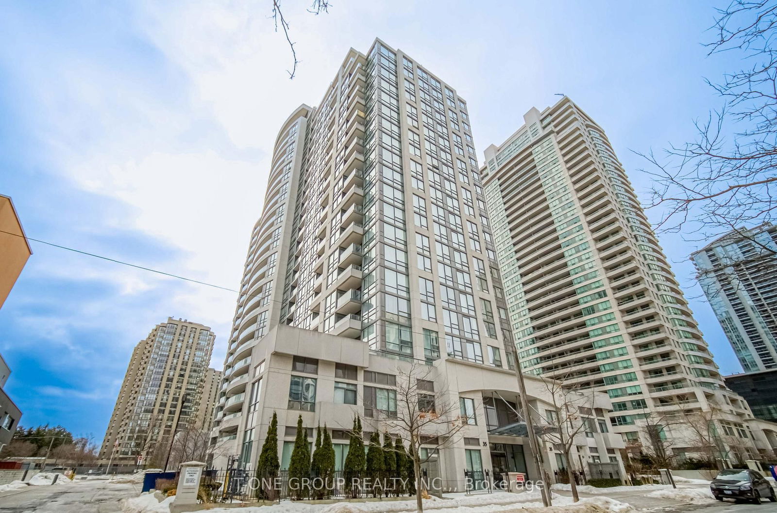 35 Hollywood Ave, unit 1817 for sale