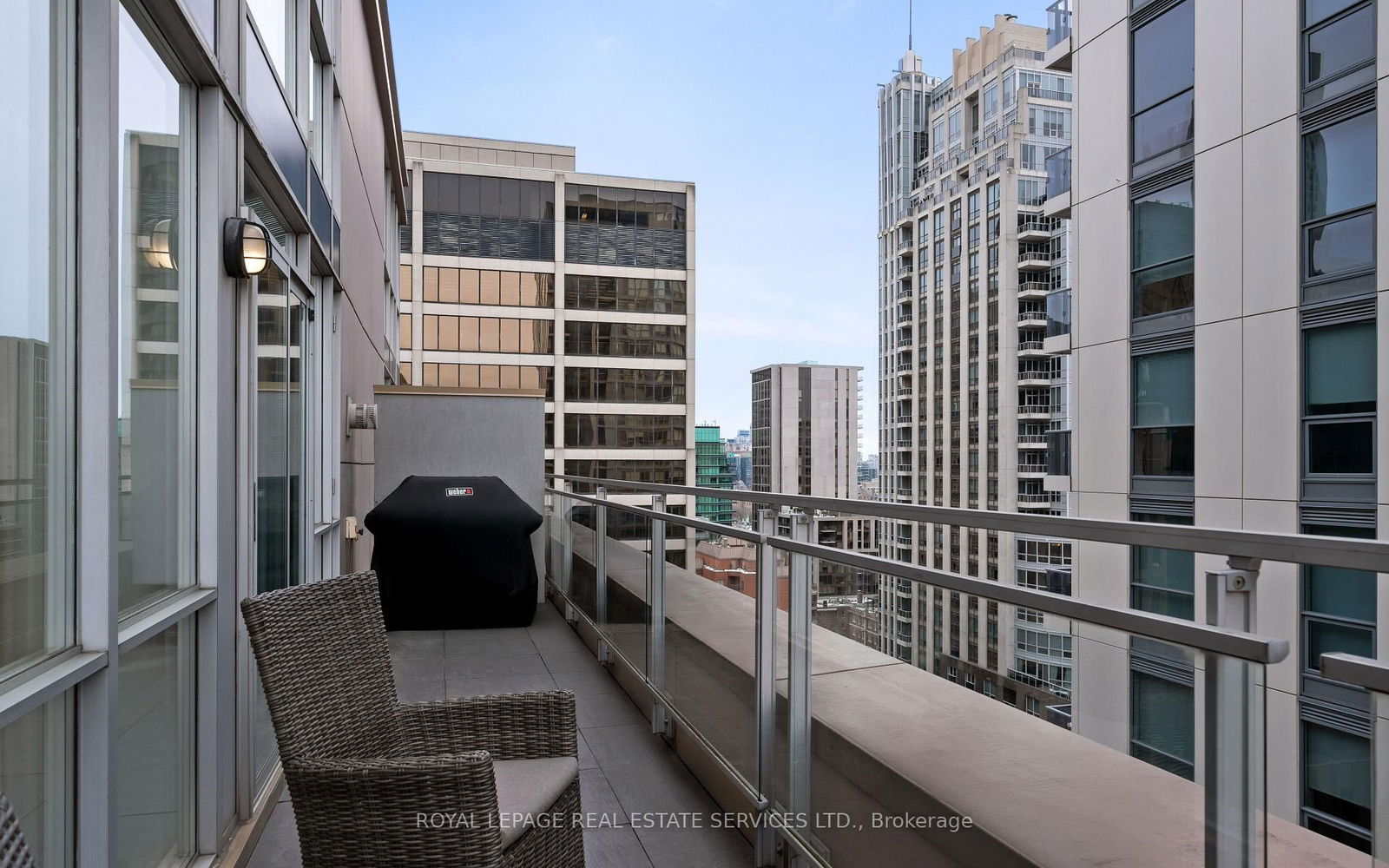 80 Cumberland St, unit PH1903 for sale