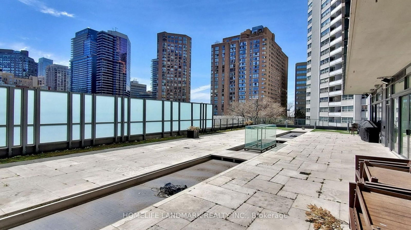 75 St. Nicholas St, unit 606 for sale