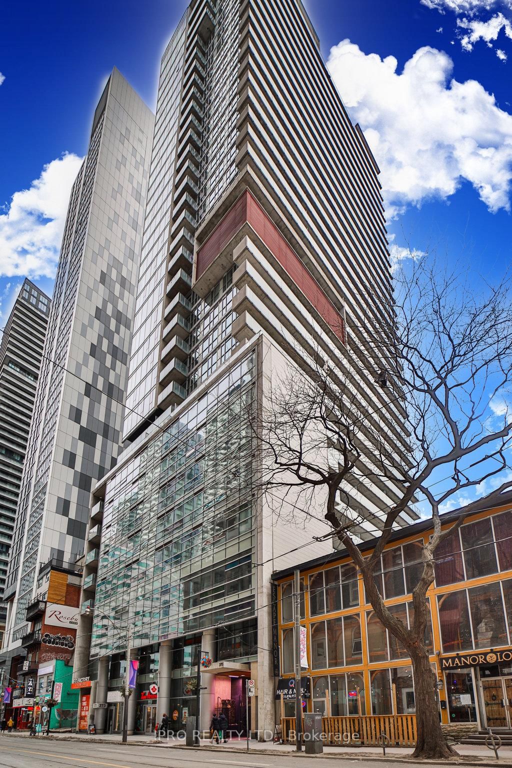 375 King St W, unit 701 for sale