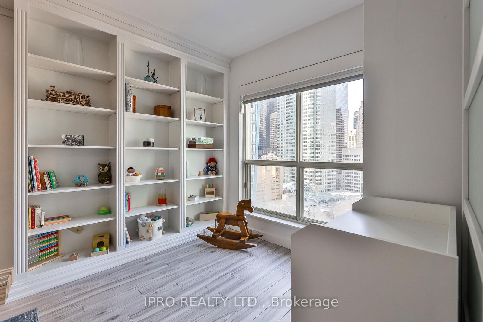 25 The Esplanade, unit 2206 for sale