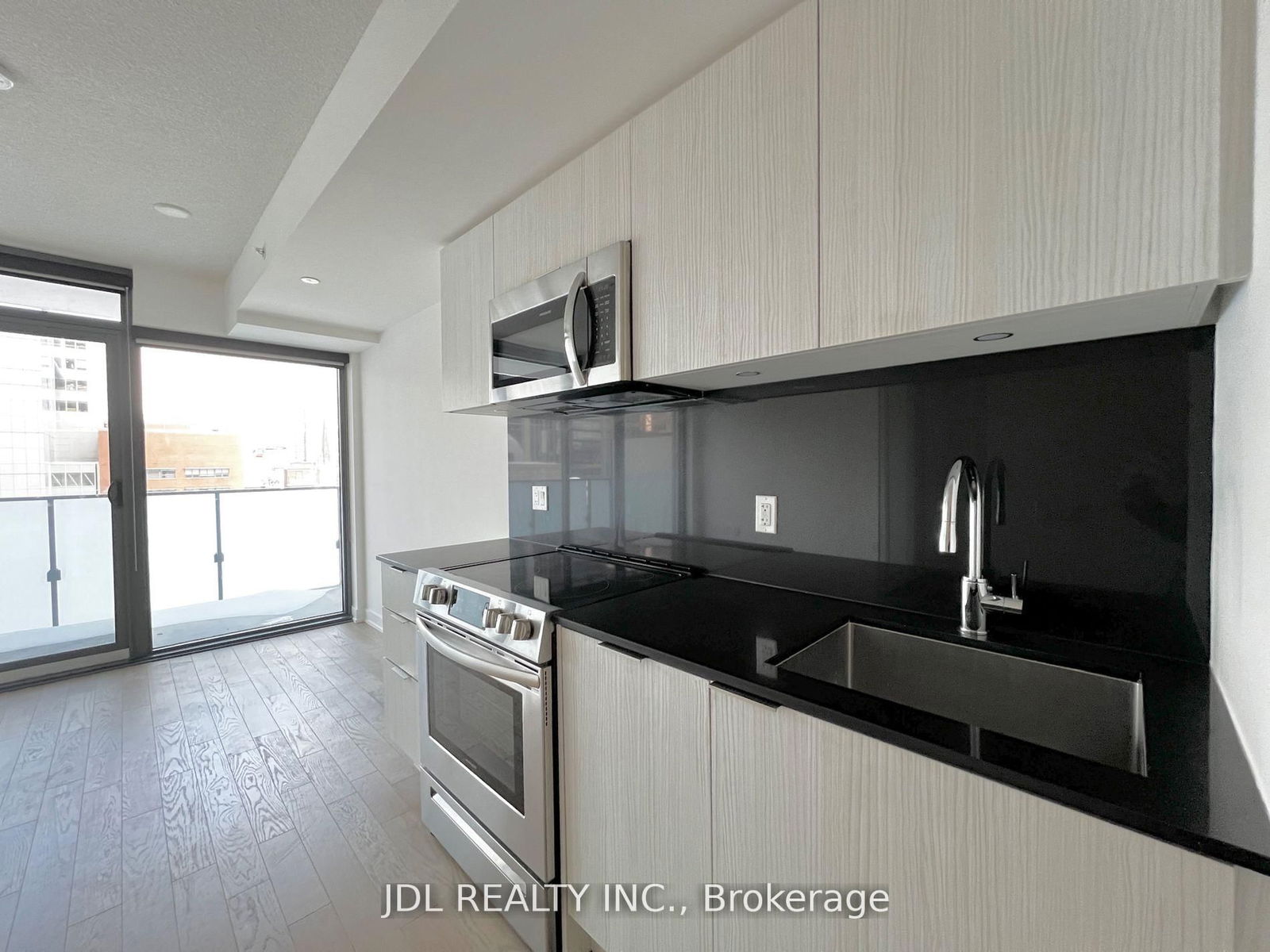 25 Richmond St E, unit 1315 for rent