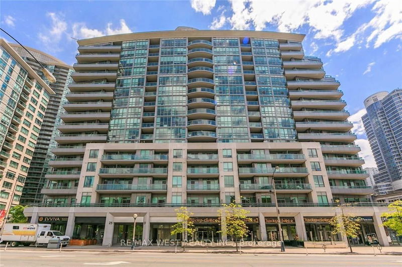 25 Lower Simcoe St, unit PH18 for sale