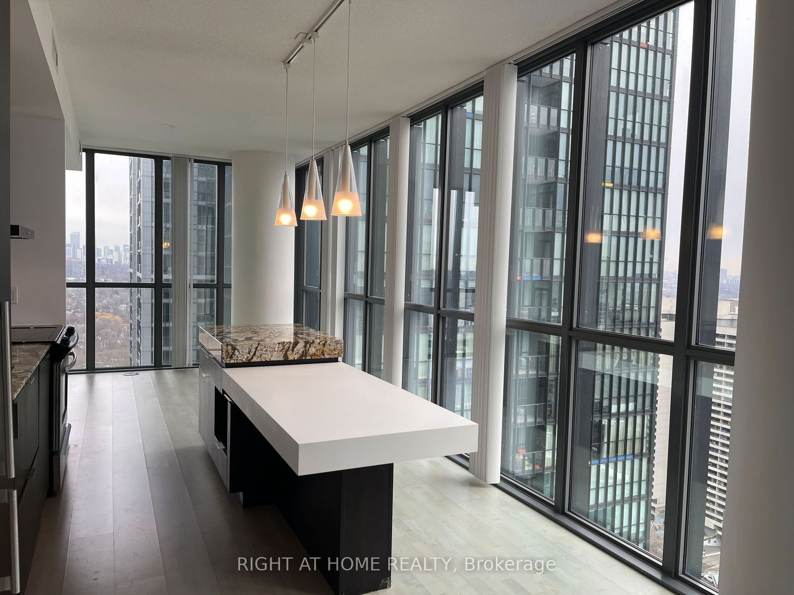 101 Charles St E, unit 3010 for rent