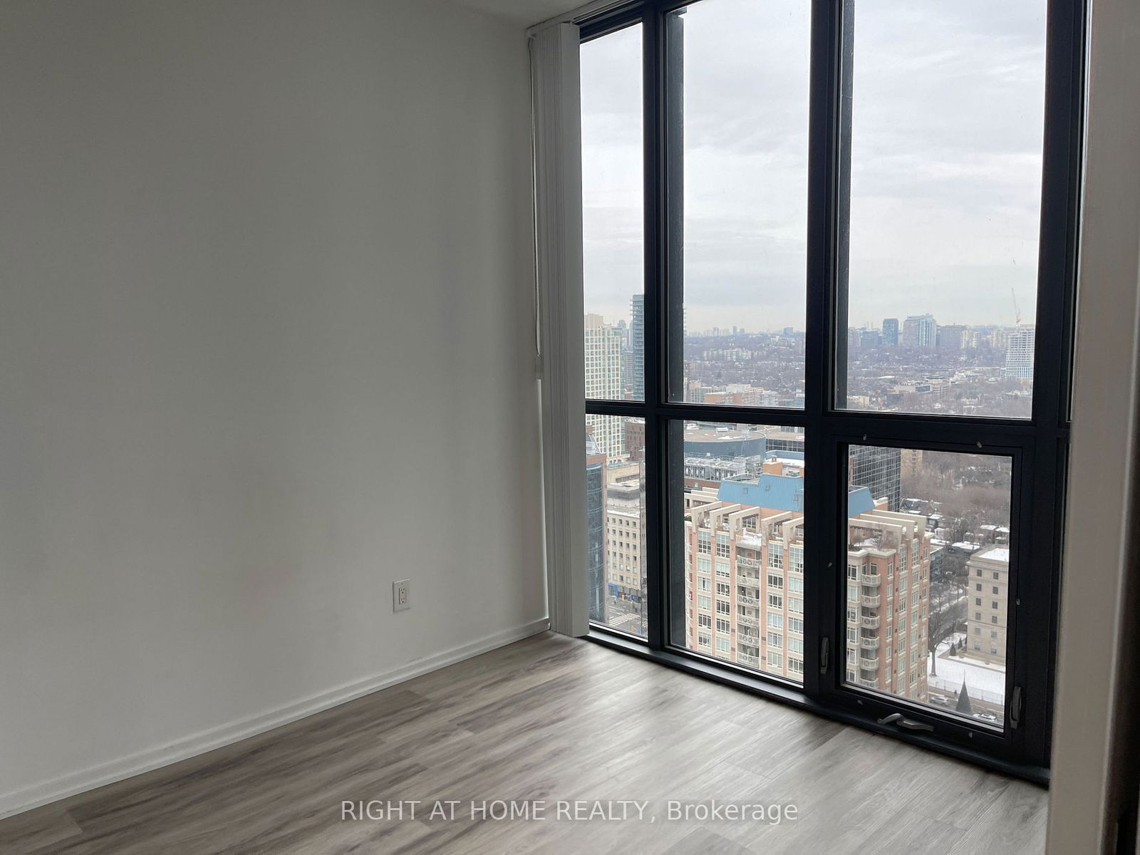 101 Charles St E, unit 3010 for rent