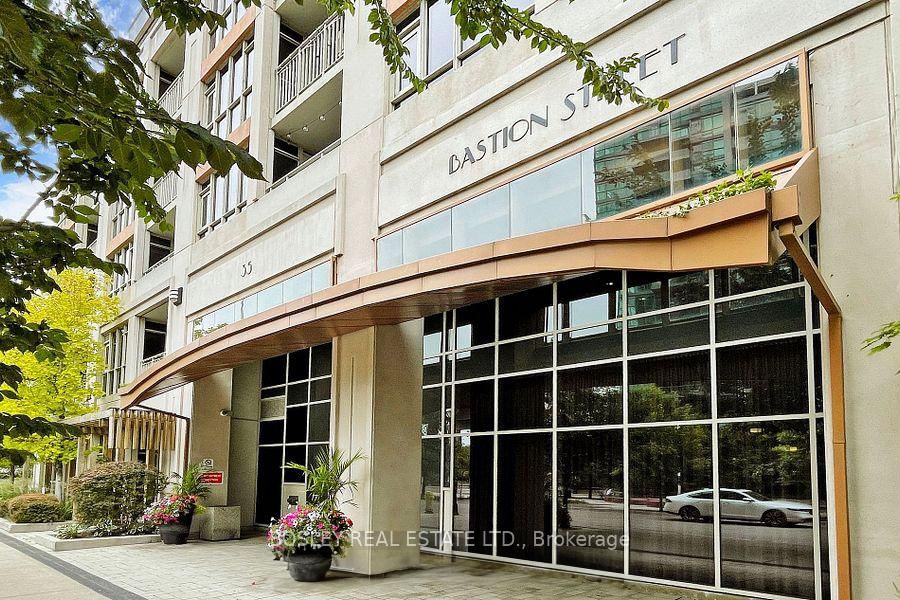 35 Bastion St, unit 517 for rent