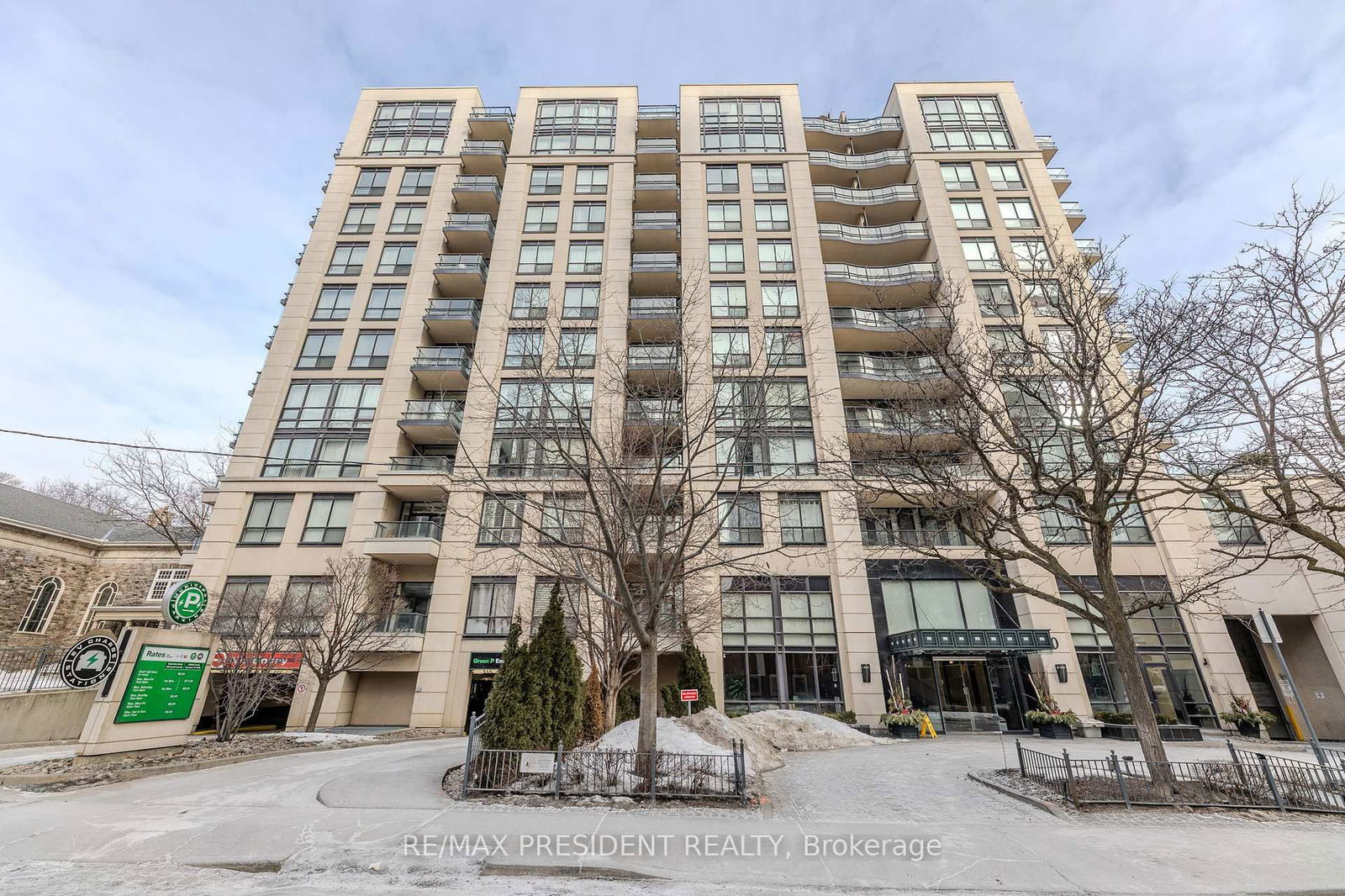 10 Delisle Ave, unit 611 for sale