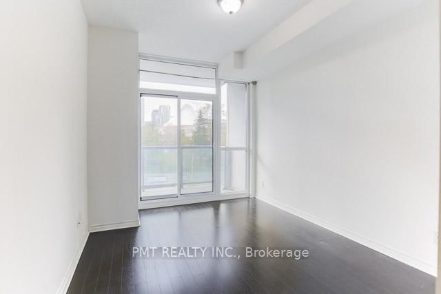 25 Lower Simcoe St, unit #312 for rent