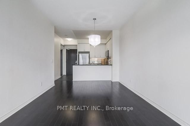 25 Lower Simcoe St, unit #312 for rent