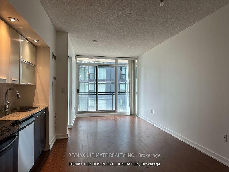 8 Telegram Mews, unit 725 for rent