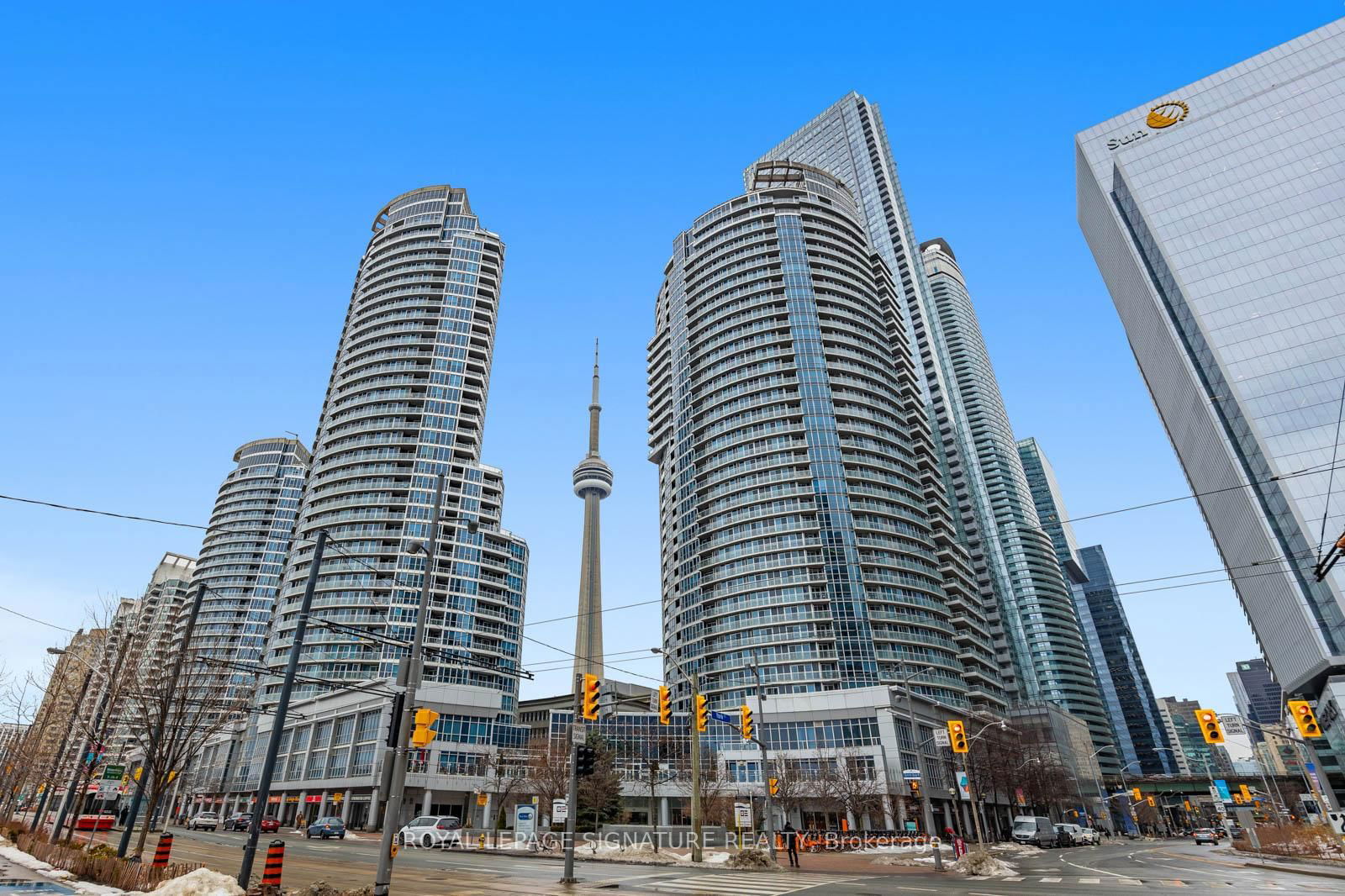 208 Queens Quay W, unit 2803 for sale