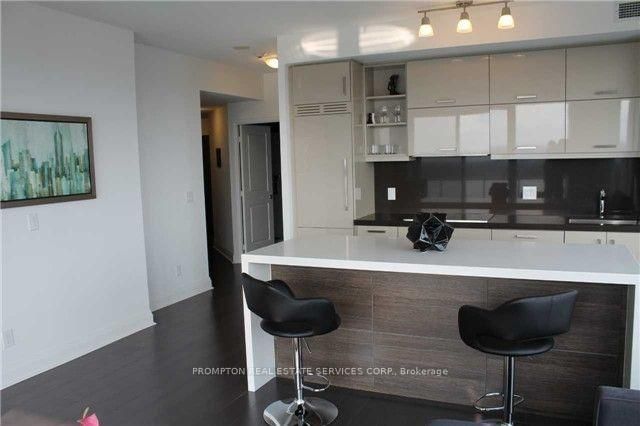 1080 Bay St, unit 3604 for rent