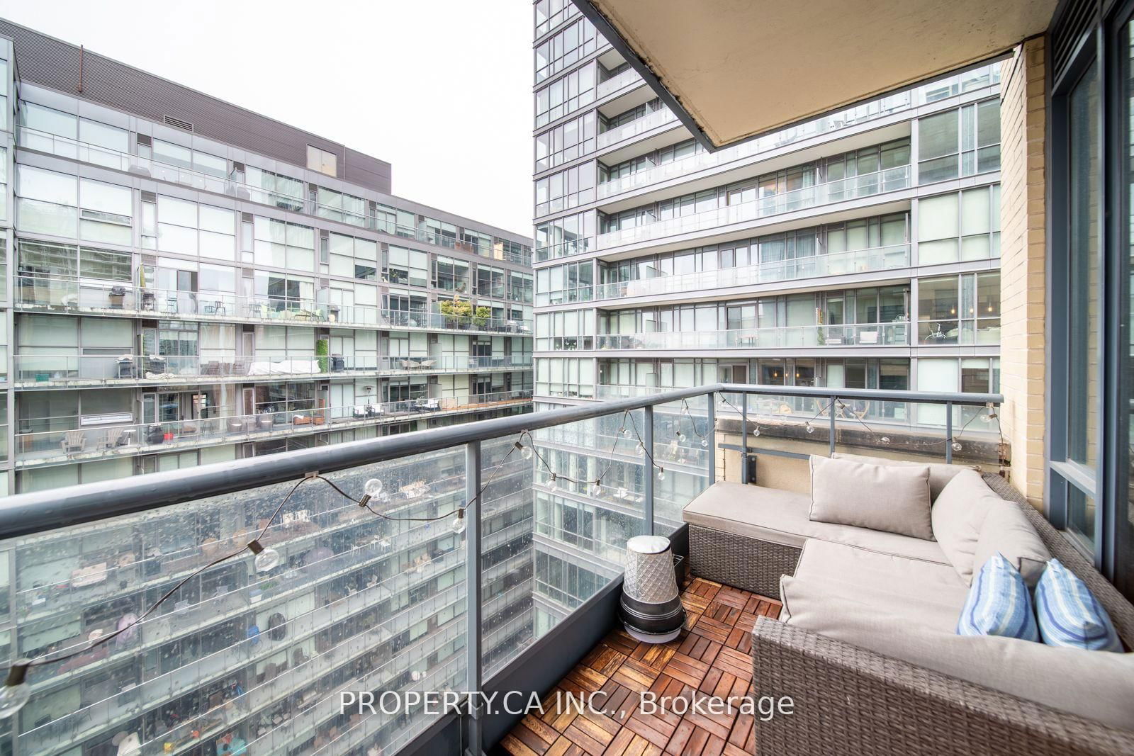 438 King St W, unit 1314 for sale