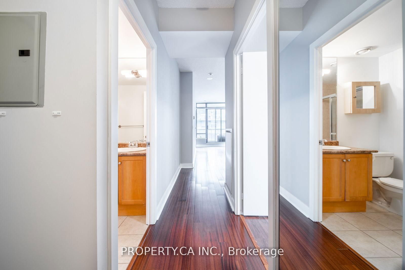 438 King St W, unit 1314 for sale