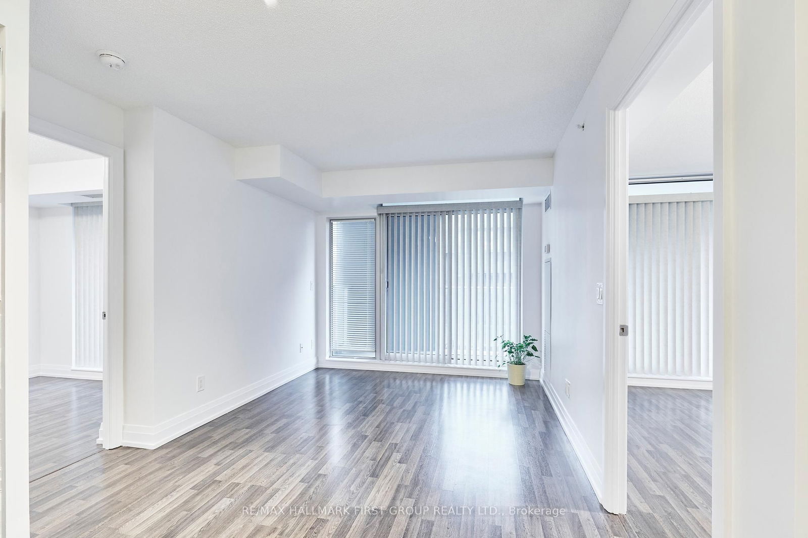 555 Wilson Ave, unit E402 for rent