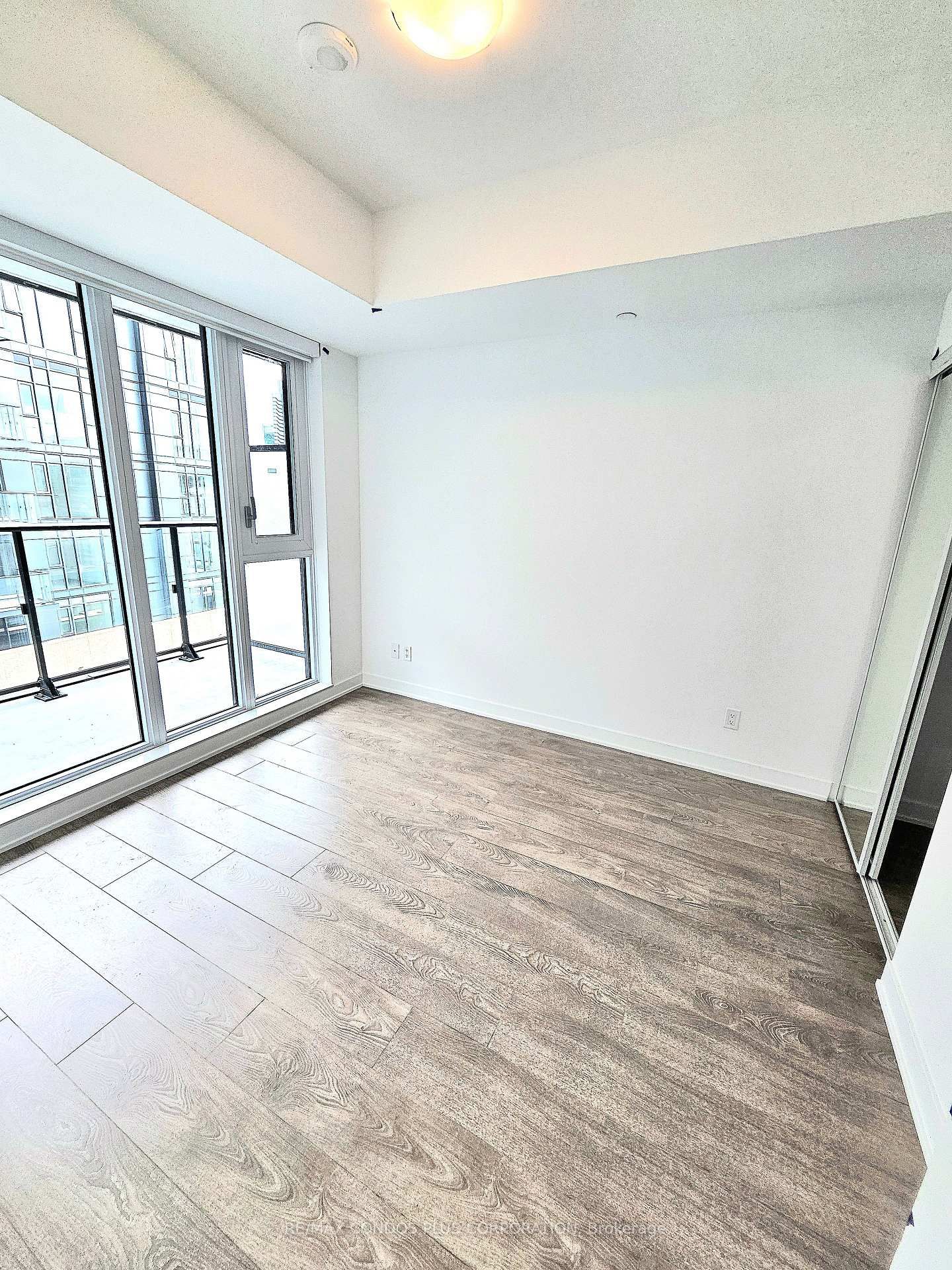 543 Richmond St W, unit 1418 for rent