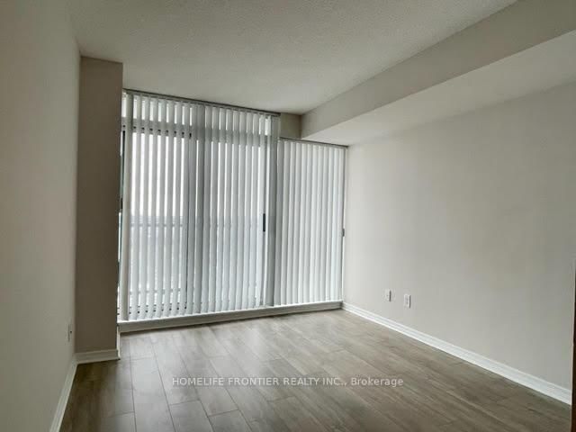 5500 Yonge St, unit 2406 for rent