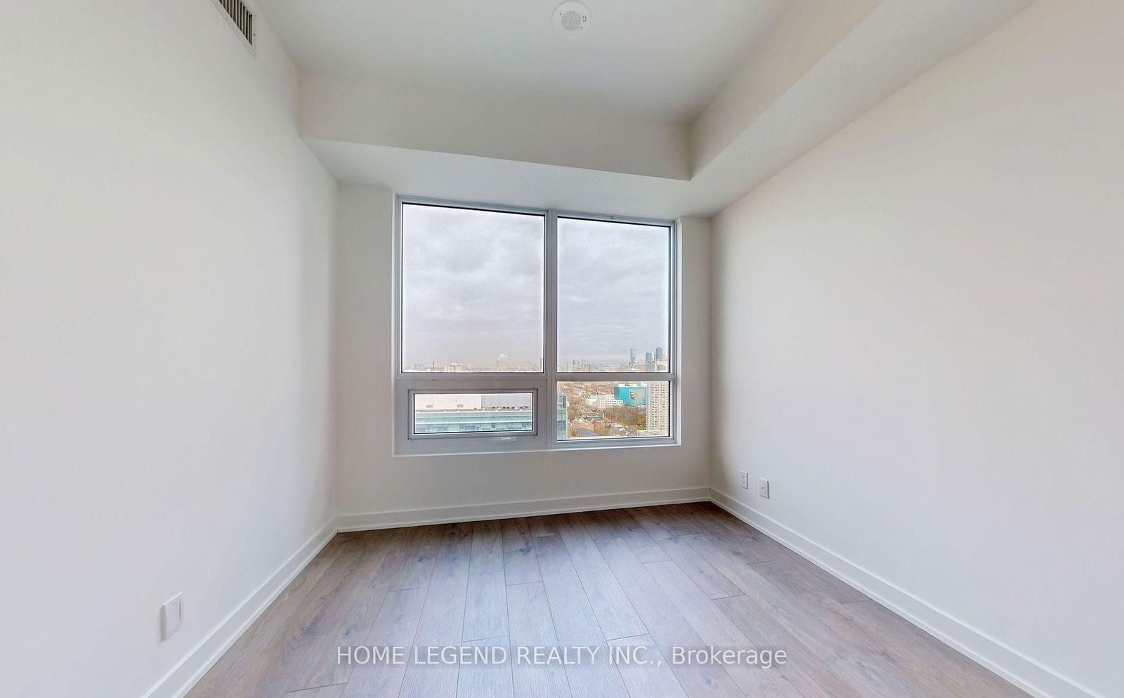 108 Peter St, unit 2701 for rent