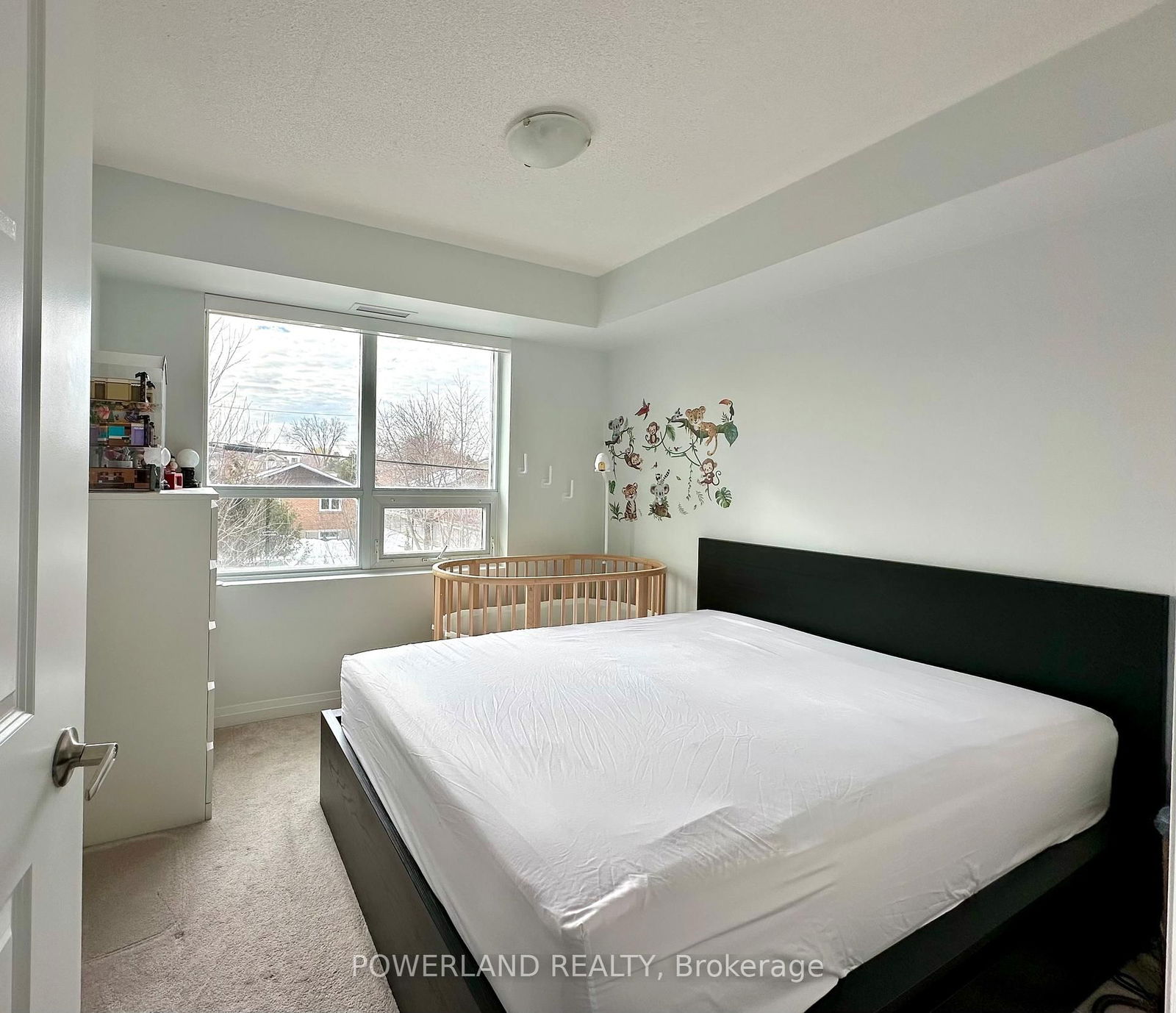 741 Sheppard Ave W, unit 204 for rent