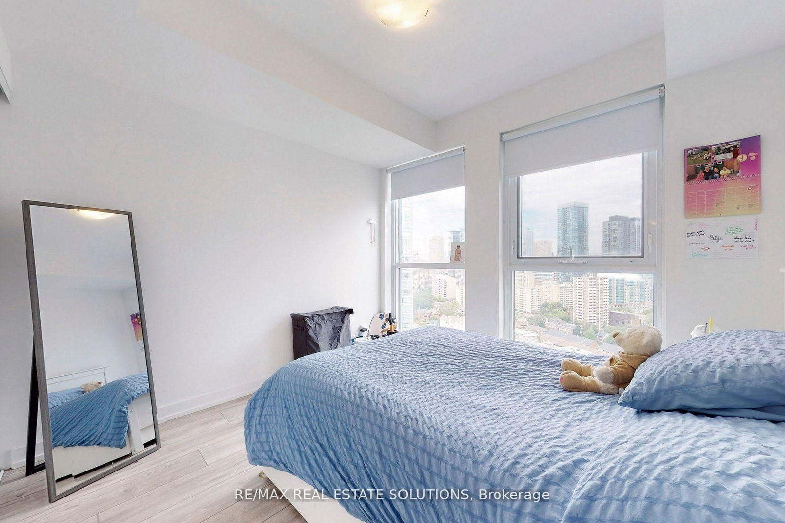 159 Wellesley St E, unit 2302 for rent