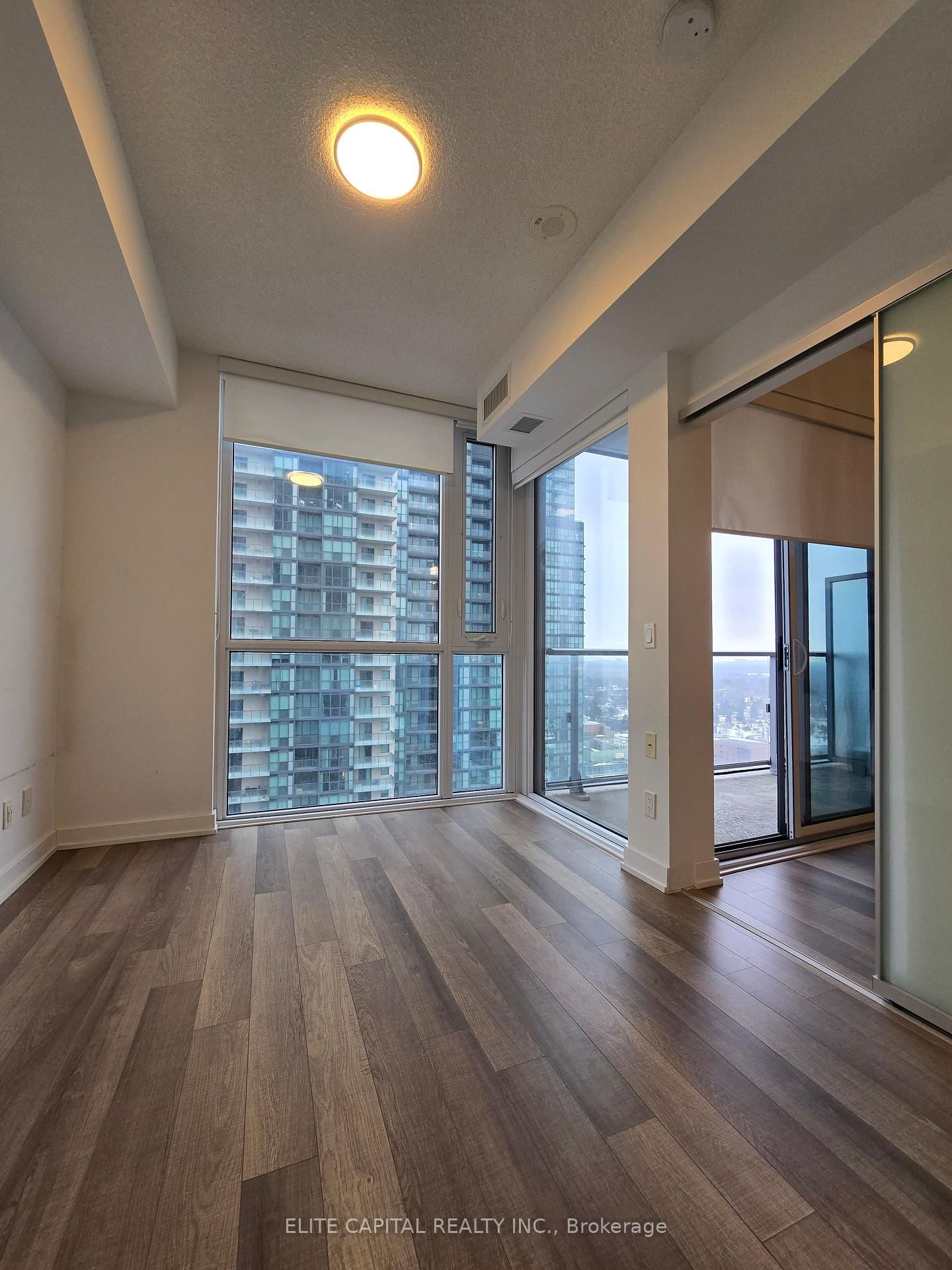 5180 Yonge St, unit 2108 for rent