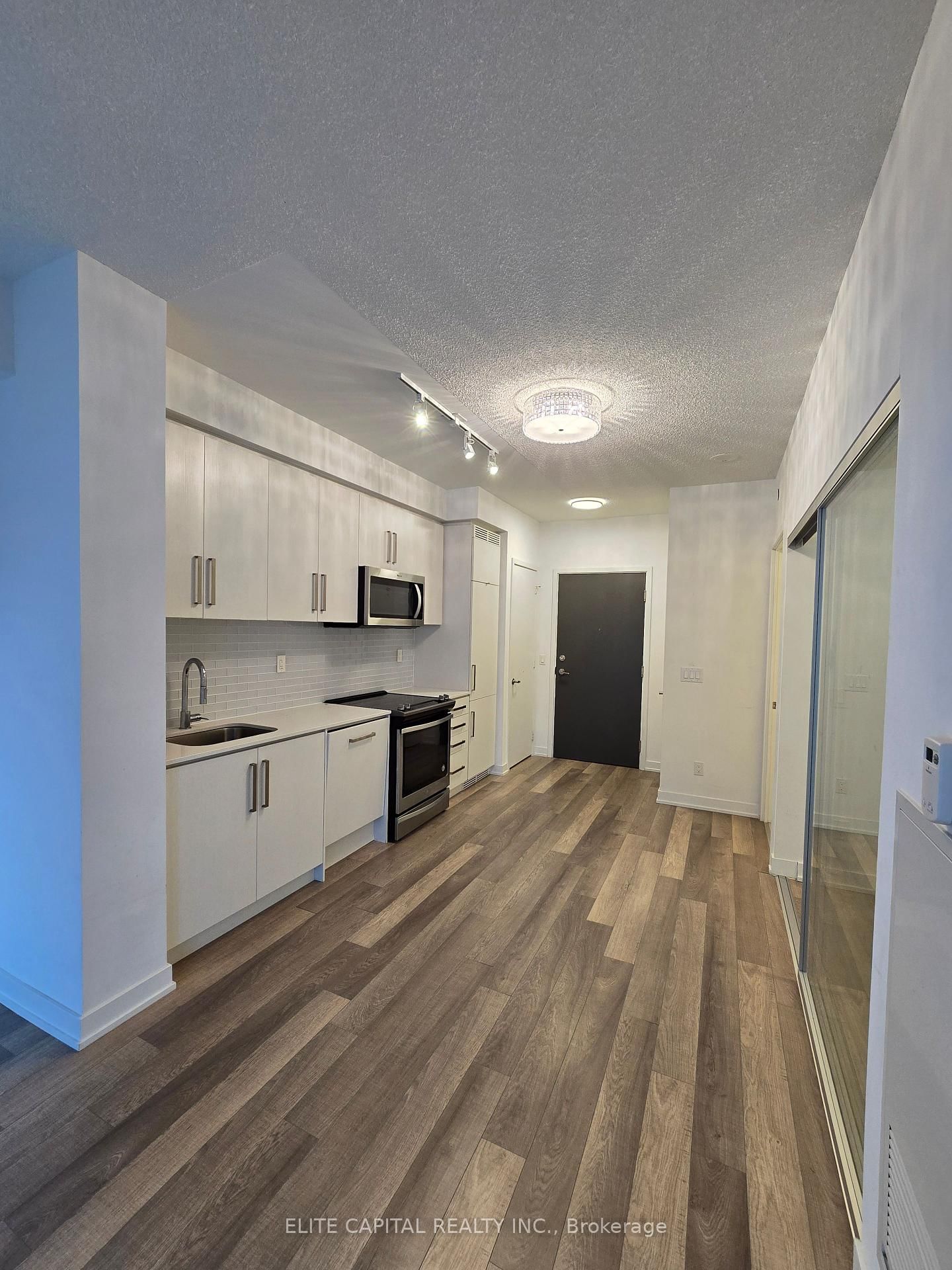 5180 Yonge St, unit 2108 for rent